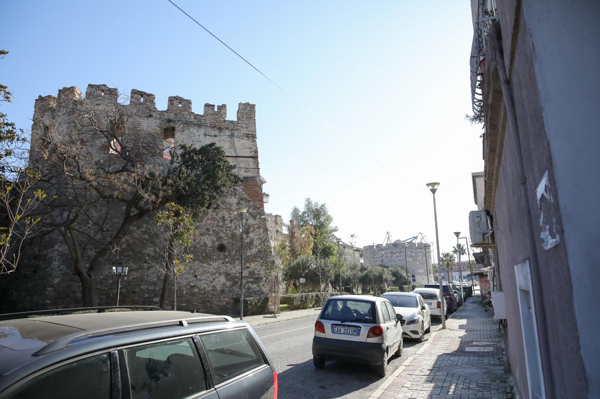 Super Apartment In The Ancient Roman Amphitheater Durrës Exterior foto